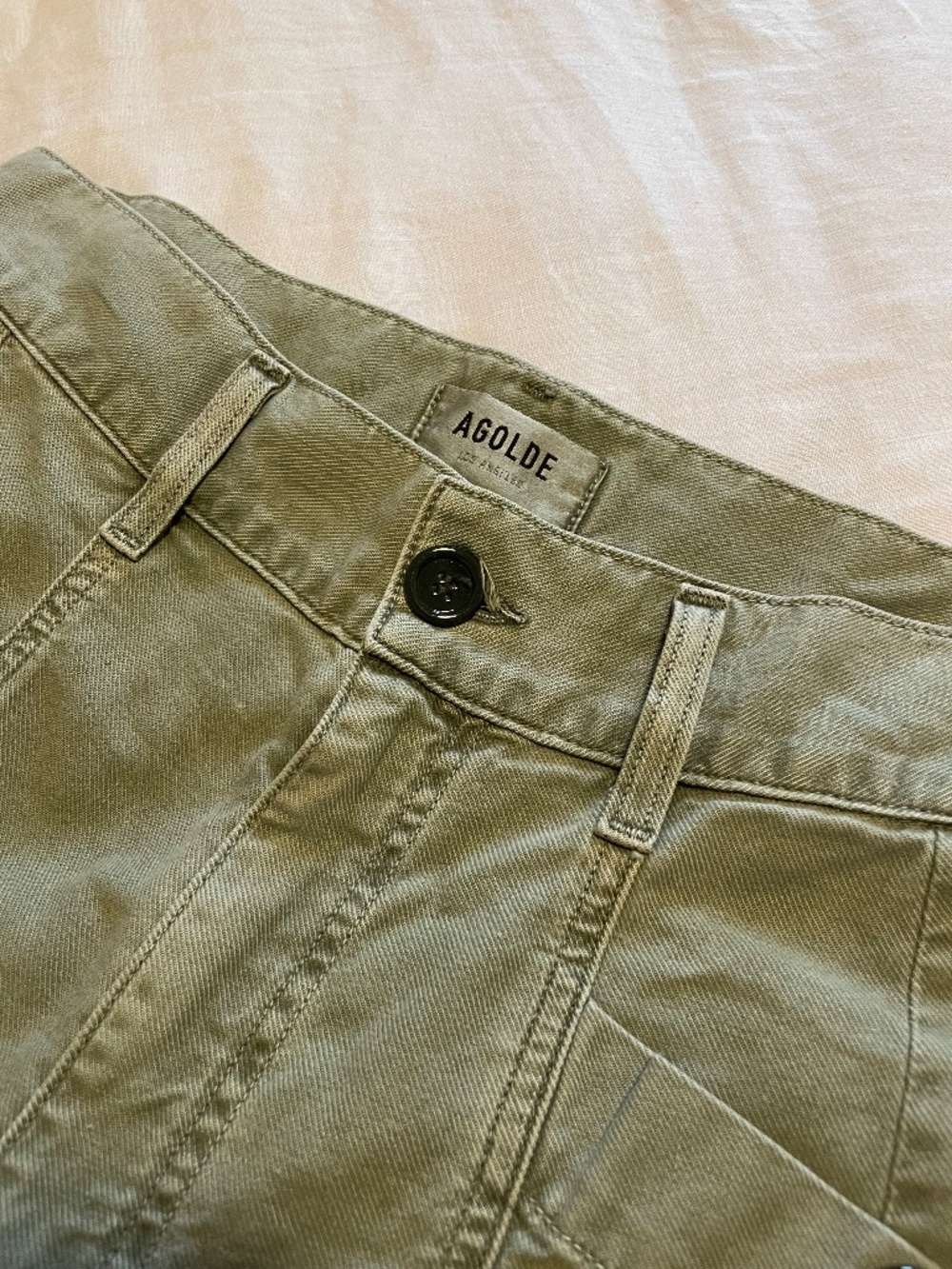 Agolde Kai cropped green cargo pant size 28
